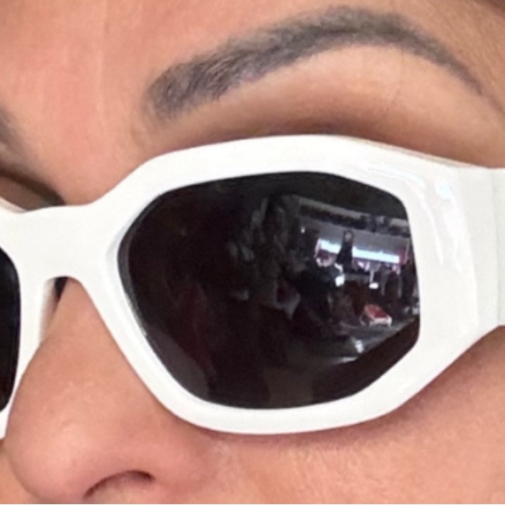 Versace Sunglasses Authentic - Picture 5 of 13